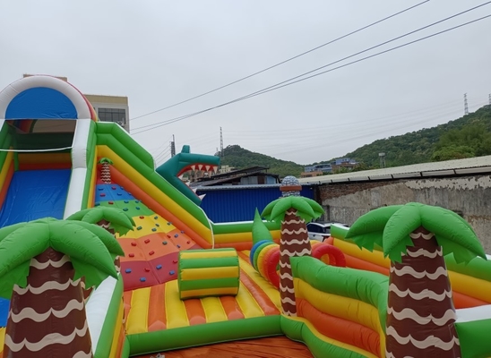 komercyjny nadmuchiwany dmuchany zamek palmy tematyczny sprzęt do zabaw dla parku rozrywki