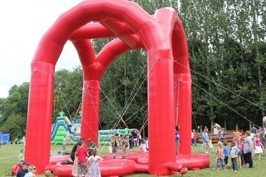 Bezpieczne 4 osoby dorosłych dmuchanych gier Red Inflatable Bungee Jumping