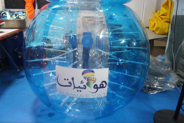Dorosły czerwony kumpel piłka zderzaka, niebieski człowiek nadmuchiwane zderzak Bubble Ball Logo wydrukowane