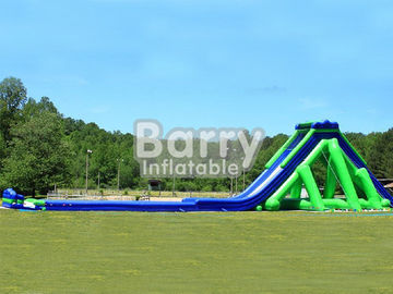 Zielony i niebieski gigantyczny dmuchany materiał PVC z tworzywa sztucznego Masywne dmuchane slajdy do trawnika
