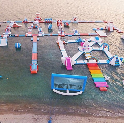 Ekologiczny park rozrywki z pływającym torem przeszkód z PVC dla dorosłych i dzieci