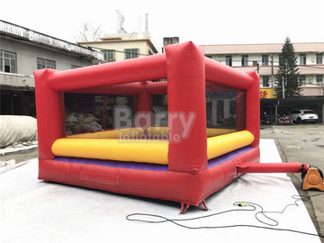 Ultimate Red and Yellow Kids / Adults Nadmuchiwane gry sportowe Giant Bouncy Boxing With Gloves