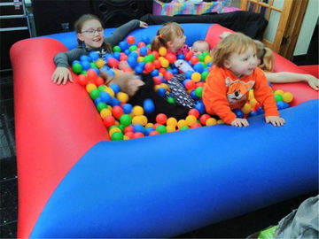 Bezpieczeństwo Śmieszne podwórko Małe dzieci Nadmuchiwany basen z piłką na imprezę