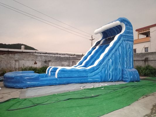 Zewnętrzny nadmuchiwany wzór gry Aqua Nadmuchiwana pływająca zjeżdżalnia wodna Niebieski kolor dla zabawy