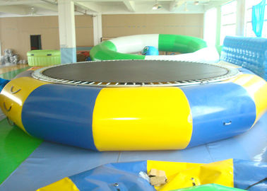 Zewnętrzne dmuchane zabawki na basen, trampolina wodna dla dzieci i dorosłych