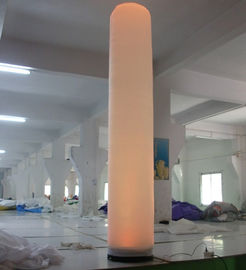 EN71 Zatwierdzona duża komercyjna dmuchana kolumna z oświetleniem LED