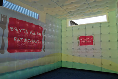 Kolorowy mini nadmuchiwany namiot reklamowy o wysokiej odporności na temperaturę