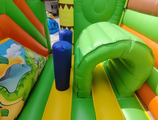 Niestandardowy nadmuchiwany dmuchany zamek ze zjeżdżalnią Dinozaury Theme Bounce House dla dzieci