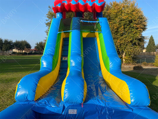 Płyn wodny z basenem, kolorowe urządzenia do zabawy wodnej dla dzieci na zewnątrz