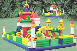 Nadmuchiwany park rozrywki Tripple Stitch Bouncing Castle Obstacle Course