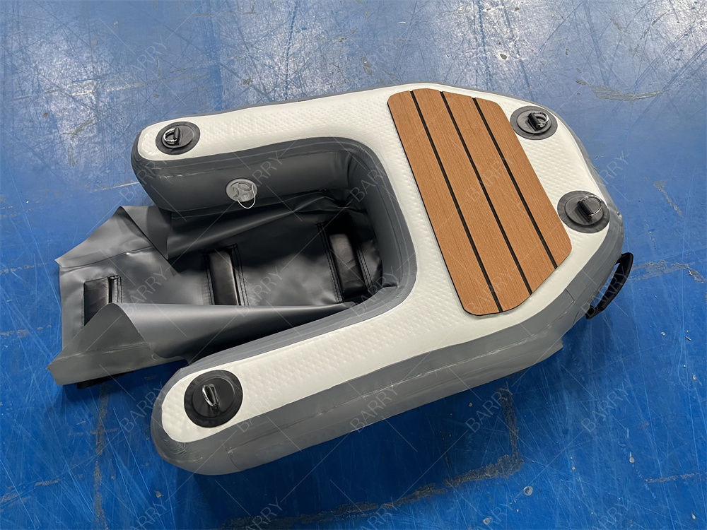 Konfigurowalna nadmuchiwana rampa wodna dla psa z pompką powietrza