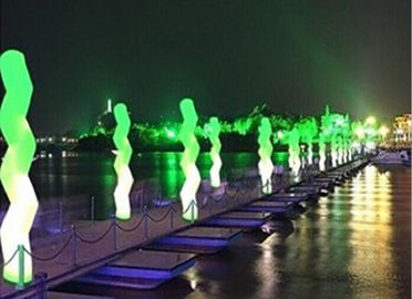 Nadmuchiwane Wave Led Zmiana koloru Led na ciemnym Road