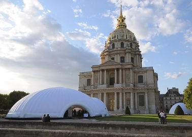 Led Light Nadmuchiwany namiot Exhition w nocy, stały namiot z drzwiami na wielkie wydarzenie