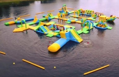 Pływający, nadmuchowy park wodny na zewnątrz, 0,9 mm, PVC, nadmuchowe gry wodne