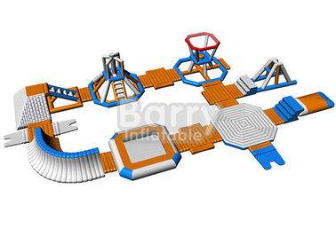 Letnie wodne gry sportowe Nadmuchiwany park wodny / trwałe ośrodki wodne