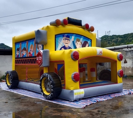 Autobus szkolny Nadmuchiwany bramkarz Jumping House 7mL * 5mW * 4mH